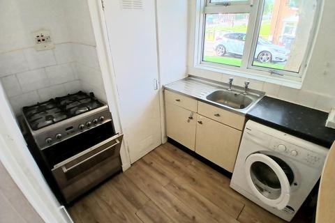 1 bedroom flat to rent, Foxfield, STEVENAGE