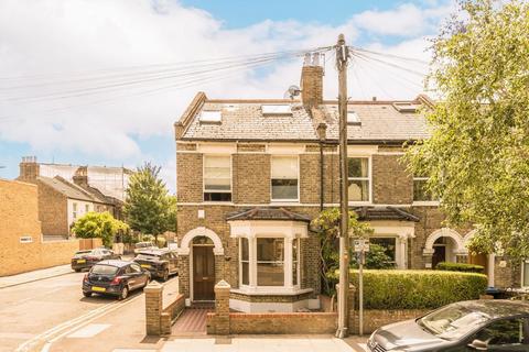 Quicks Road, London SW19