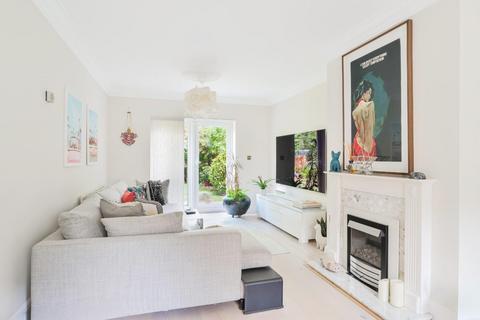4 bedroom detached house for sale, Monro Place, Epsom