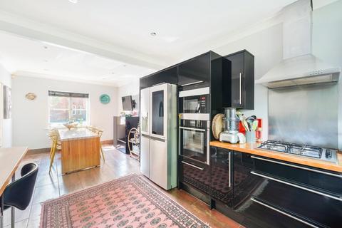 4 bedroom detached house for sale, Monro Place, Epsom