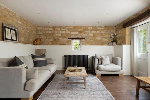 5 bedroom farm house for sale, London Road, Moreton in Marsh GL56