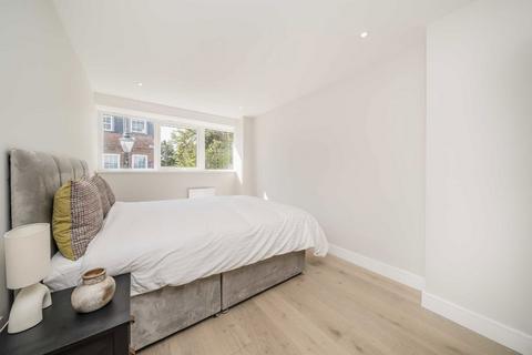 2 bedroom flat for sale, Victoria Road, Surbiton KT6