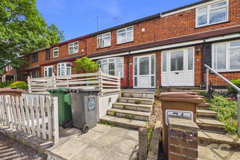 Sewardstone Gardens, London, Greater London, E4 7QE