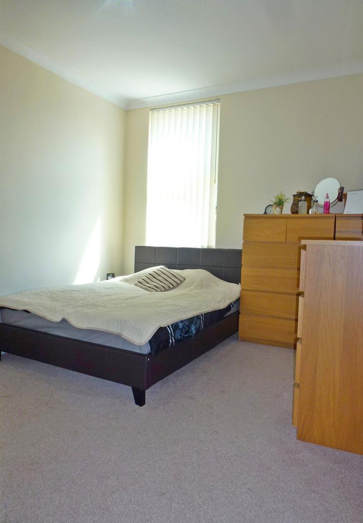 Apartment in Cardiff, Plasnewydd, Roath - View 4
