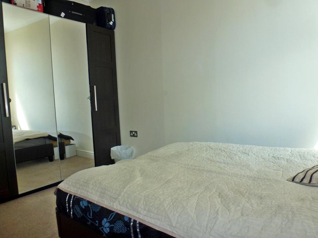 Apartment in Cardiff, Plasnewydd, Roath - View 5