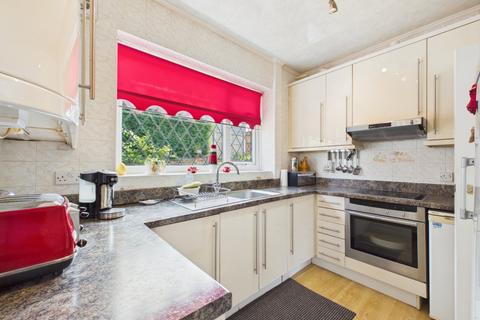 2 bedroom bungalow for sale, Hillary Avenue, Greater Manchester OL7