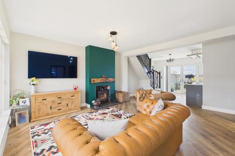 2 bedroom bungalow for sale, England Road, Bilton, Hull, HU11 4HT