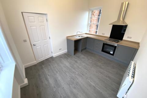 2 bedroom flat to rent, Queens Head Chambers, Newark, NG24