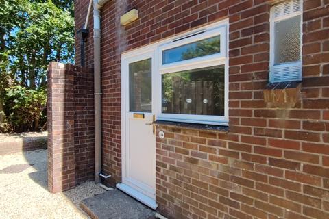 2 bed property for rent in Wessex Road, Dorchester, DT1