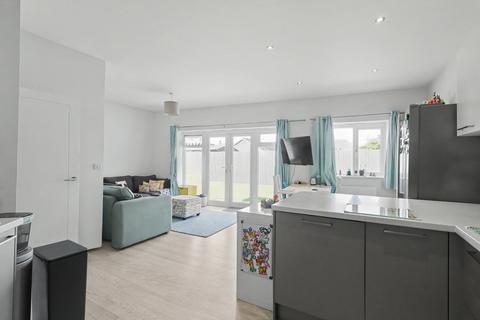 2 bedroom semi-detached bungalow for sale, Margaret Mews, 63 Cynthia Road