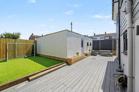 4 bedroom end of terrace house for sale, Melbourne Close, Stotfold, Hitchin, SG5