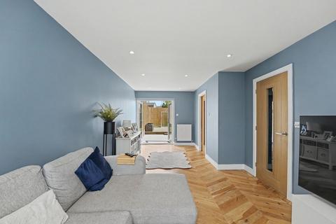 4 bedroom end of terrace house for sale, Melbourne Close, Stotfold, Hitchin, SG5