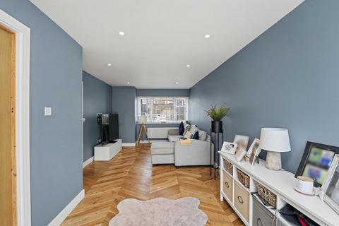 4 bedroom end of terrace house for sale, Melbourne Close, Stotfold, Hitchin, SG5