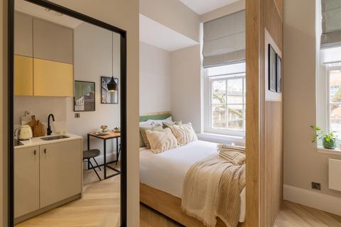 Studio to rent, Draycott Avenue, SW3