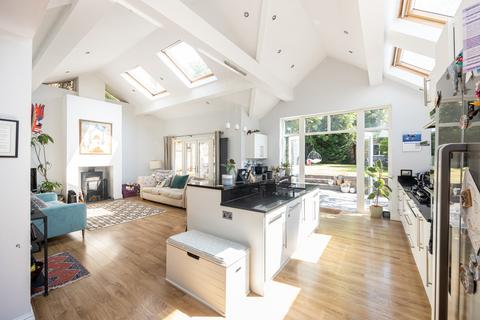 6 bedroom end of terrace house for sale, Vicarage Lane, Bowdon, Altrincham
