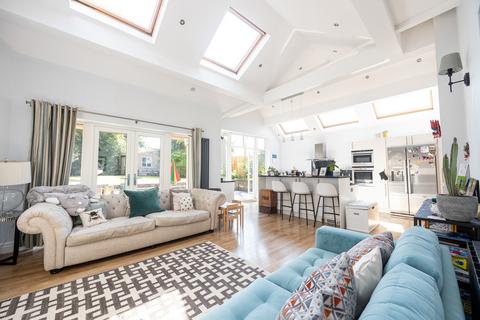 6 bedroom end of terrace house for sale, Vicarage Lane, Bowdon, Altrincham
