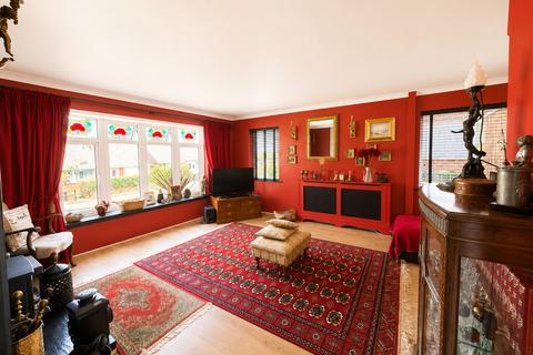 4 bedroom detached bungalow for sale, Fern Road, Hythe, Southampton