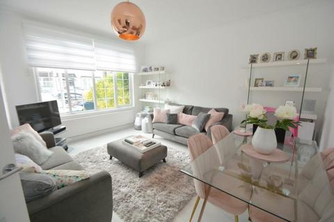 1 bedroom ground floor flat to rent, Nibthwaite Road, Harrow
