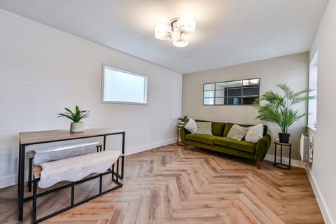 1A St Martins House, London NW1