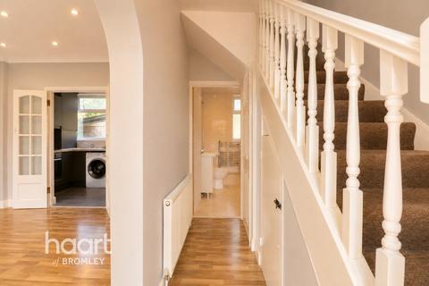 3 bedroom end of terrace house for sale, Bromley BR1