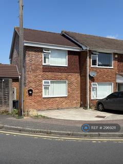 2 bed terraced house for rent in Riversdale Road, Ashford, TN23
