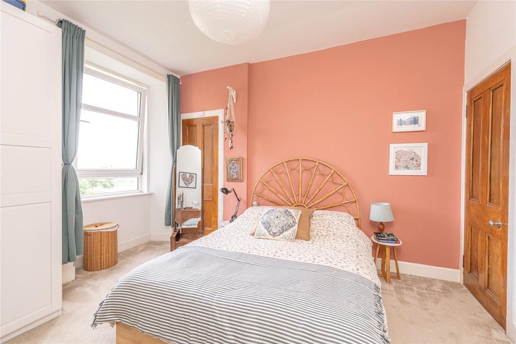 Restalrig Road, Edinburgh EH6 - View 4