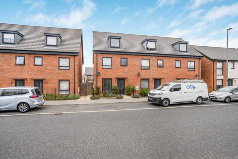 4 bedroom end of terrace house for sale, Burney Drive, Glebe Farm, Milton Keynes