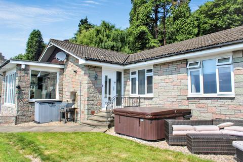 undefined, Long Row, Menstrie FK11