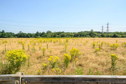 2 bedroom park home for sale, Weybridge Park Estate, Addlestone KT15
