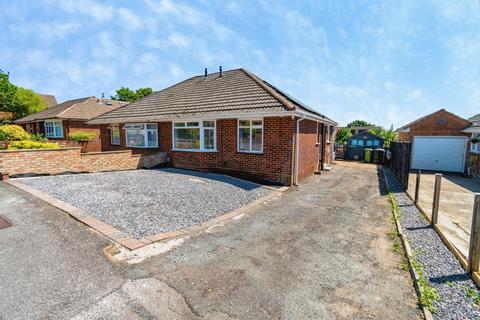 2 bedroom semi-detached bungalow for sale, Roselands Close, Fair Oak, Eastleigh
