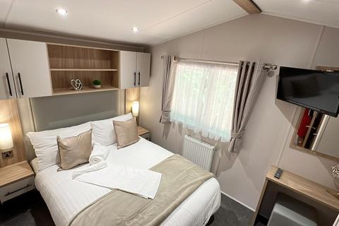 2 bedroom lodge for sale, York YO42