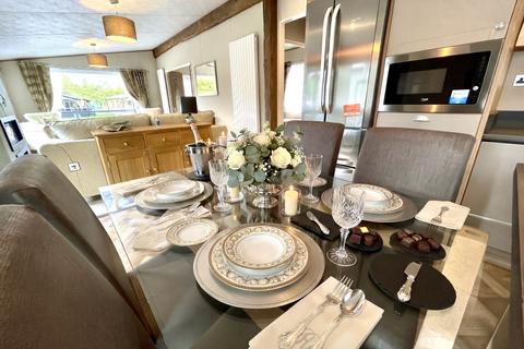 3 bedroom lodge for sale, York YO42