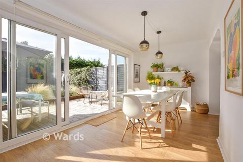 3 bedroom semi-detached house for sale, Larch Crescent, Tonbridge TN10