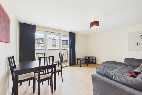 2 bedroom flat to rent, Colonsay View, Granton, Edinburgh, EH5