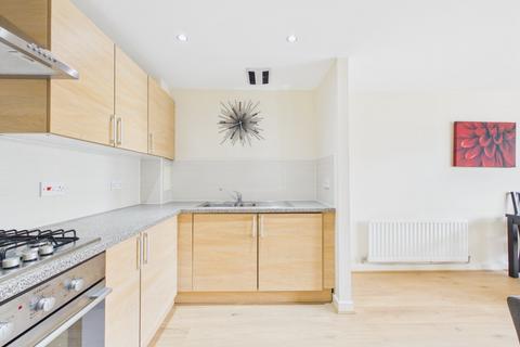 2 bedroom flat to rent, Colonsay View, Granton, Edinburgh, EH5