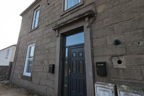 2 bedroom flat to rent, 18B Fleuchar Street, ,