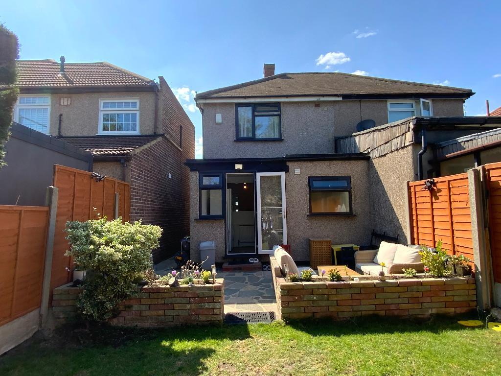 REAR GARDEN approx 50ft