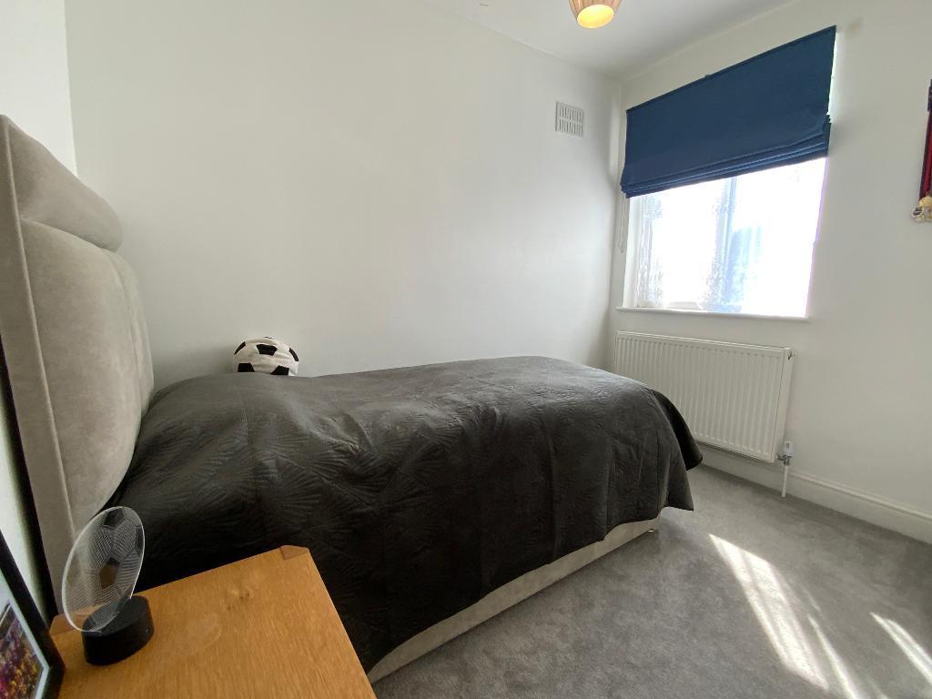 BEDROOM THREE 8'9 x 6'9
