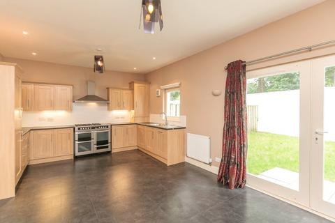 3 bedroom house to rent, Quality Street, Edinburgh, EH4
