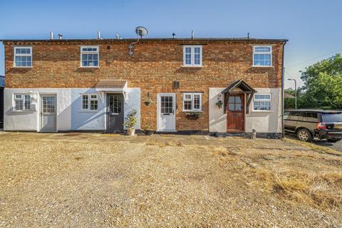 2 bedroom terraced house for sale - Winslow Road, Buckingham MK18