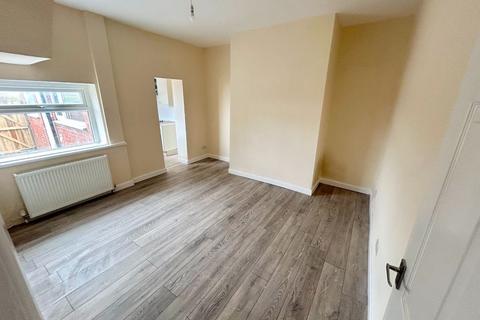 3 bedroom terraced house to rent, South Hetton Road, Easington Lane, Houghton le Spring