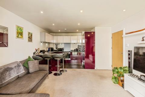 2 bedroom flat for sale, Millennium Promenade, Bristol, BS1