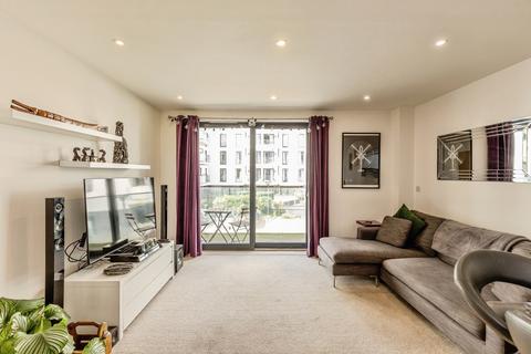 2 bedroom flat for sale, Millennium Promenade, Bristol, BS1