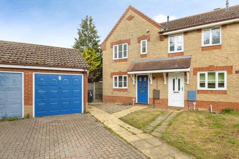 3 bedroom end of terrace house for sale, Gentian Way, Attleborough, Norfolk, NR17