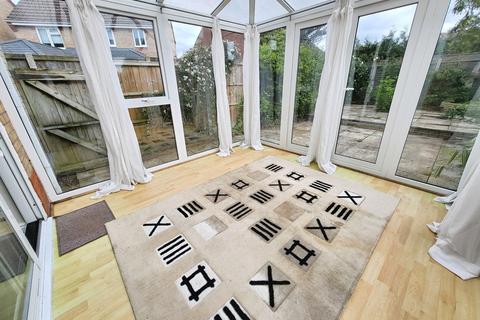 3 bedroom end of terrace house for sale, Gentian Way, Attleborough, Norfolk, NR17