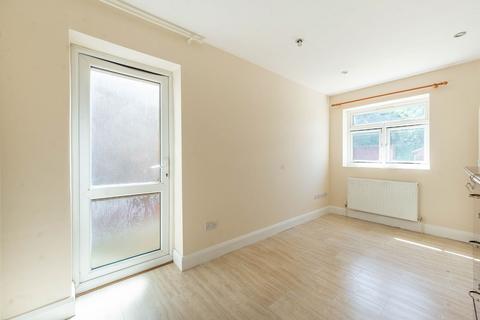 1 bedroom flat to rent, Stanley Road, South Harrow, Harrow, HA2