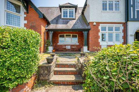 7 bedroom cottage for sale, Penrhiw Terrace, Blackwood NP12