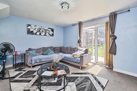 3 bedroom end of terrace house for sale, Plover Street, Walsall, West Midlands, WS3
