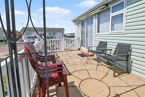 2 bedroom park home for sale, Creek Road, Canvey Island SS8