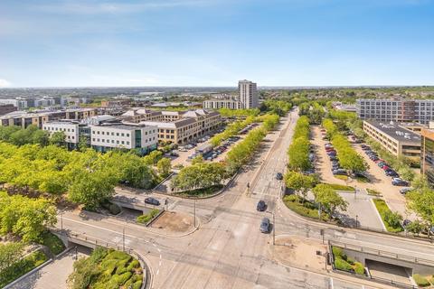 2 bedroom flat for sale, Witan Gate, Milton Keynes, Buckinghamshire, MK9